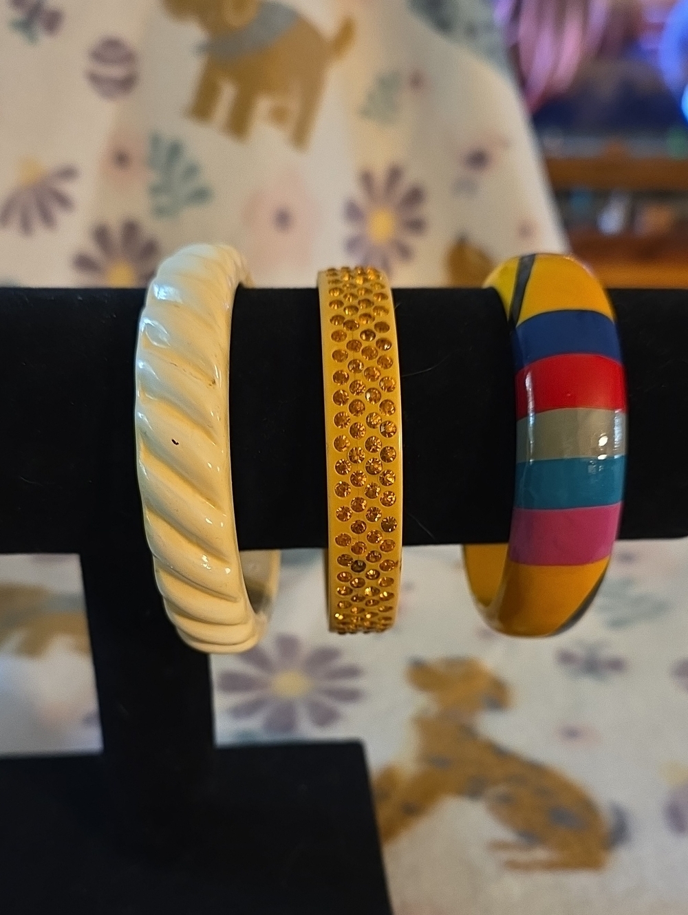 Trio of Women's Resin and Gold-Tone Bangle Bracelets - Cream, Gold, Multicolor